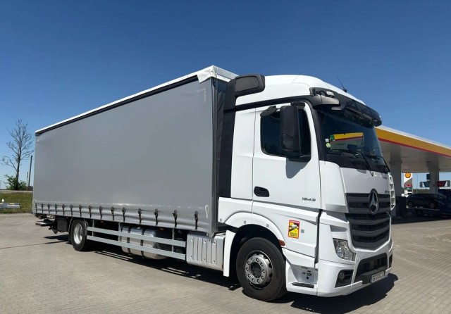 mercedes-benz